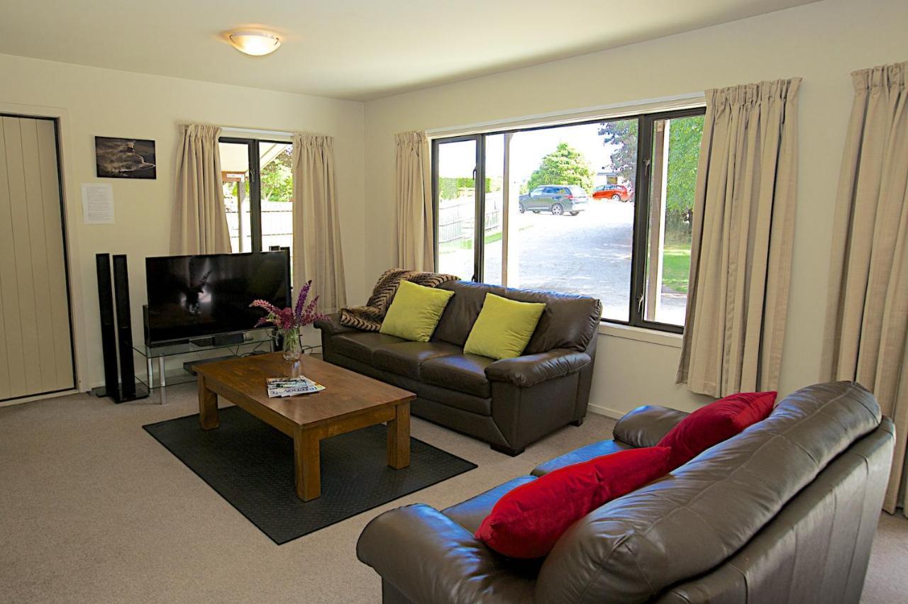 Crescent House Villa Wanaka Exteriör bild