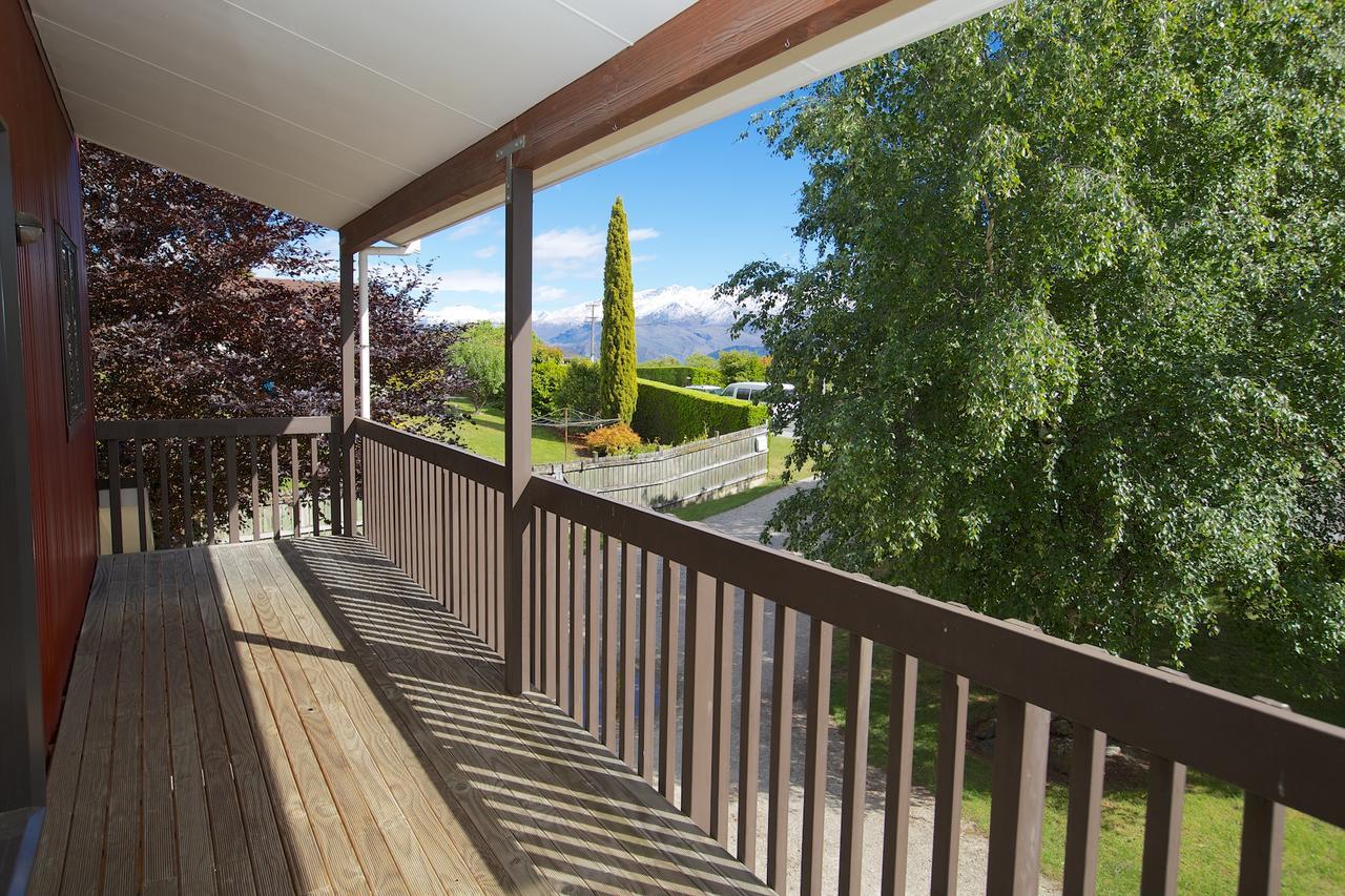 Crescent House Villa Wanaka Exteriör bild